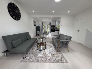 Photo 13- click for photo gallery